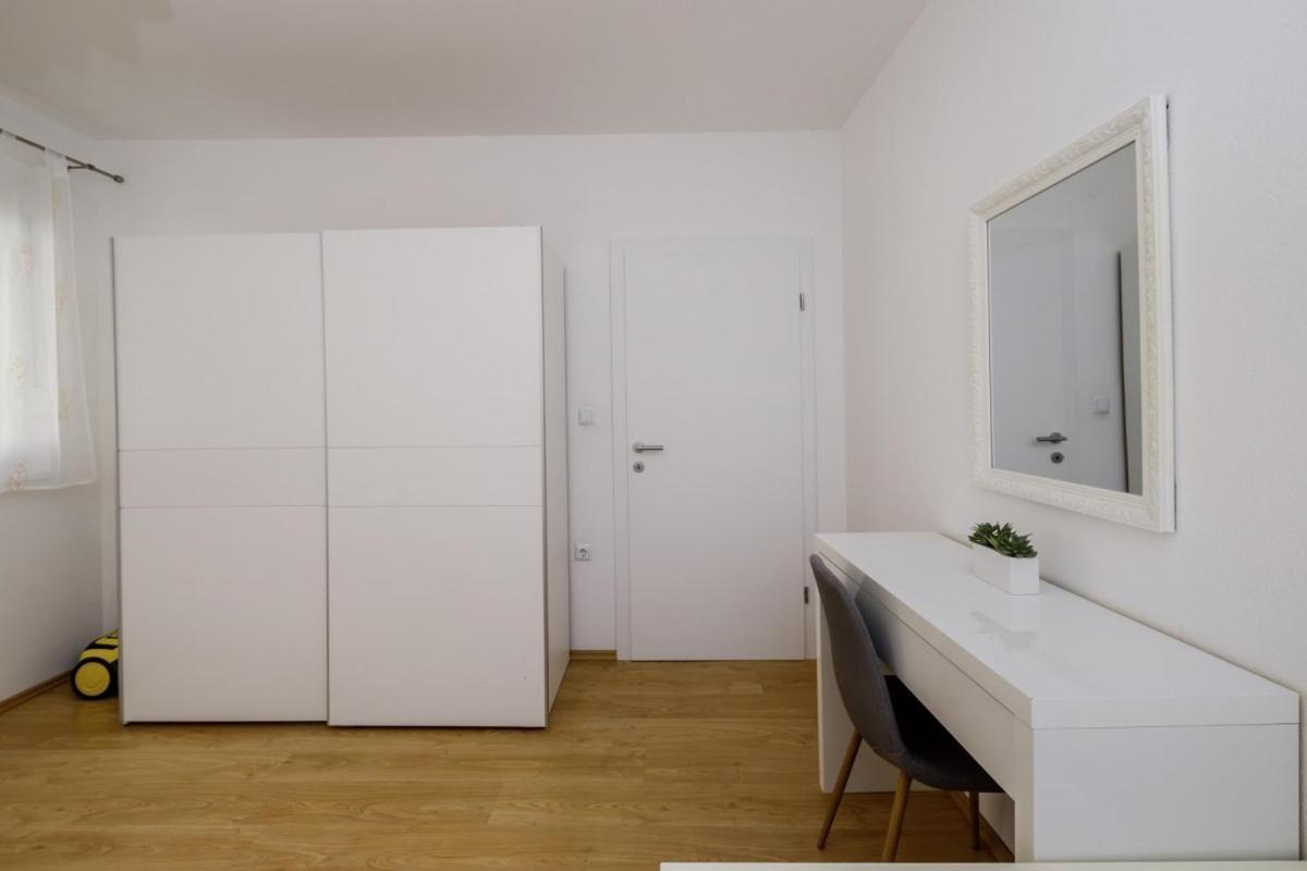 Hotel Ani In Trogir * Mittel-Dalmatien Donji Seget Zewnętrze zdjęcie