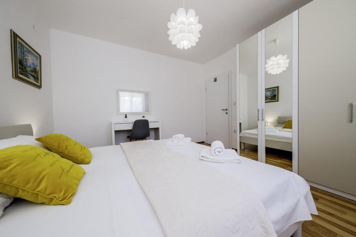 Hotel Ani In Trogir * Mittel-Dalmatien Donji Seget Zewnętrze zdjęcie